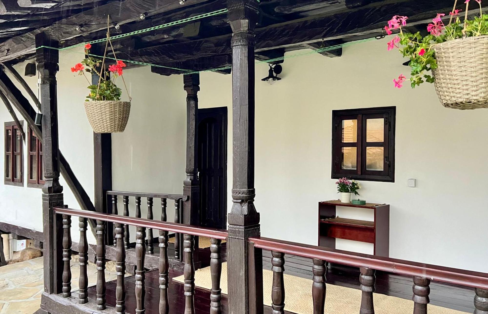 Туйковата Къща Tuikov'S House Teteven Bagian luar foto